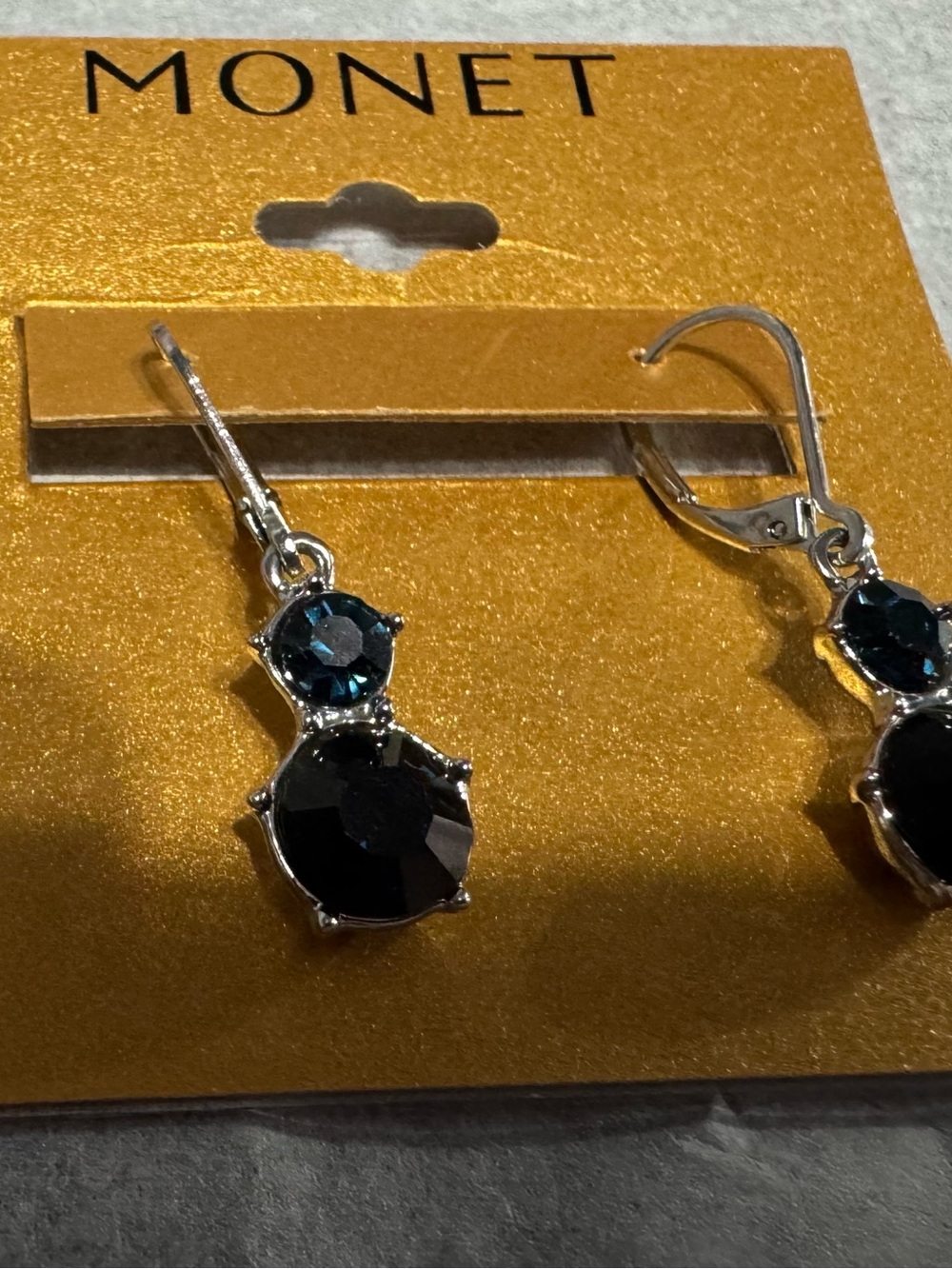 5/25 - Buy 5 for $25 Monet Iridescent Blue Crystal Drop Earrings